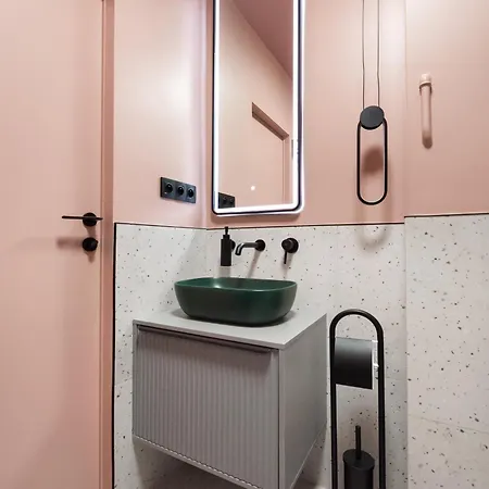 Metro Raclawicka Comfy Apartment *